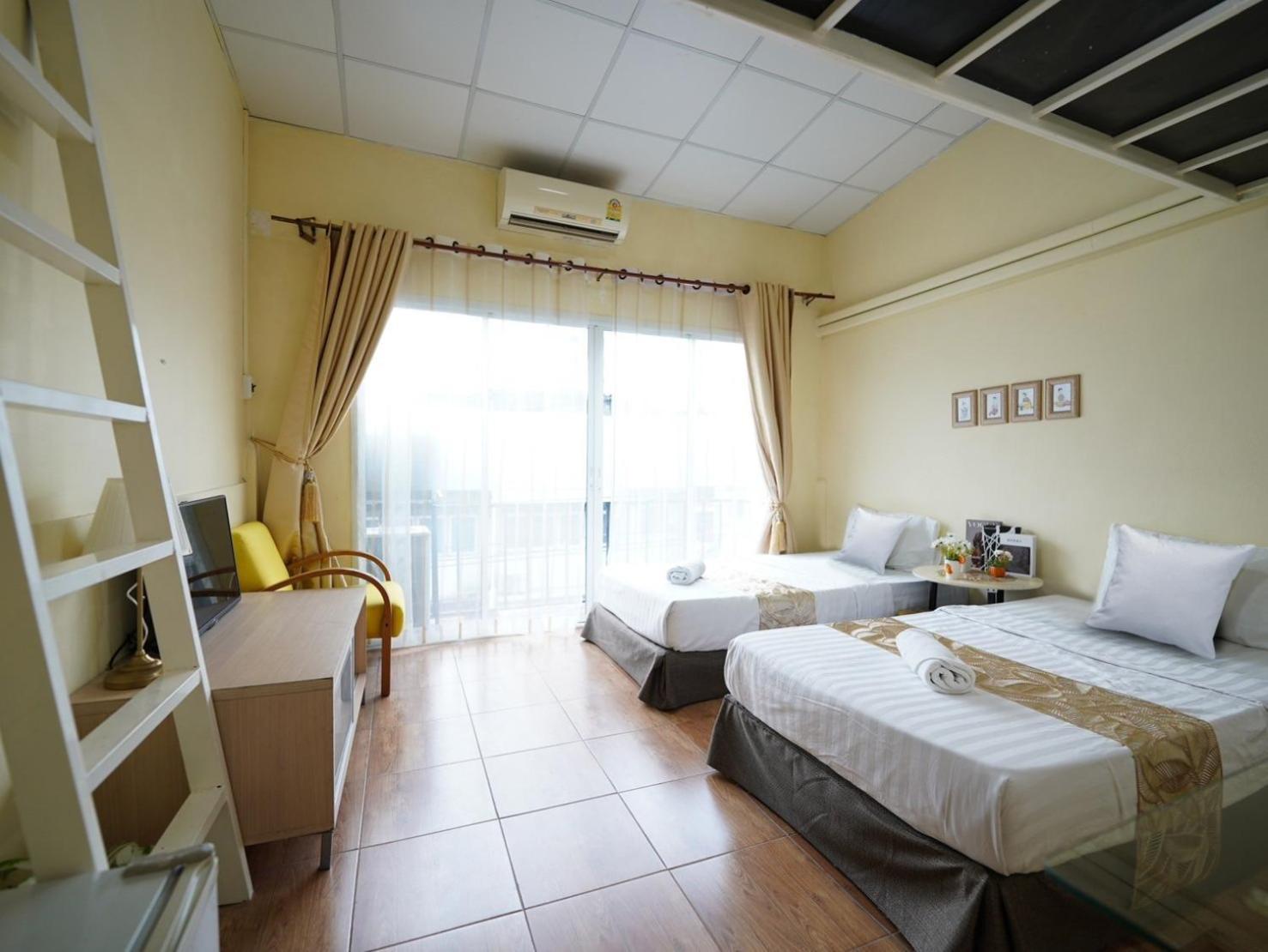 Ez Sleep @ Ratchada 19 Pansiyon Bangkok Dış mekan fotoğraf